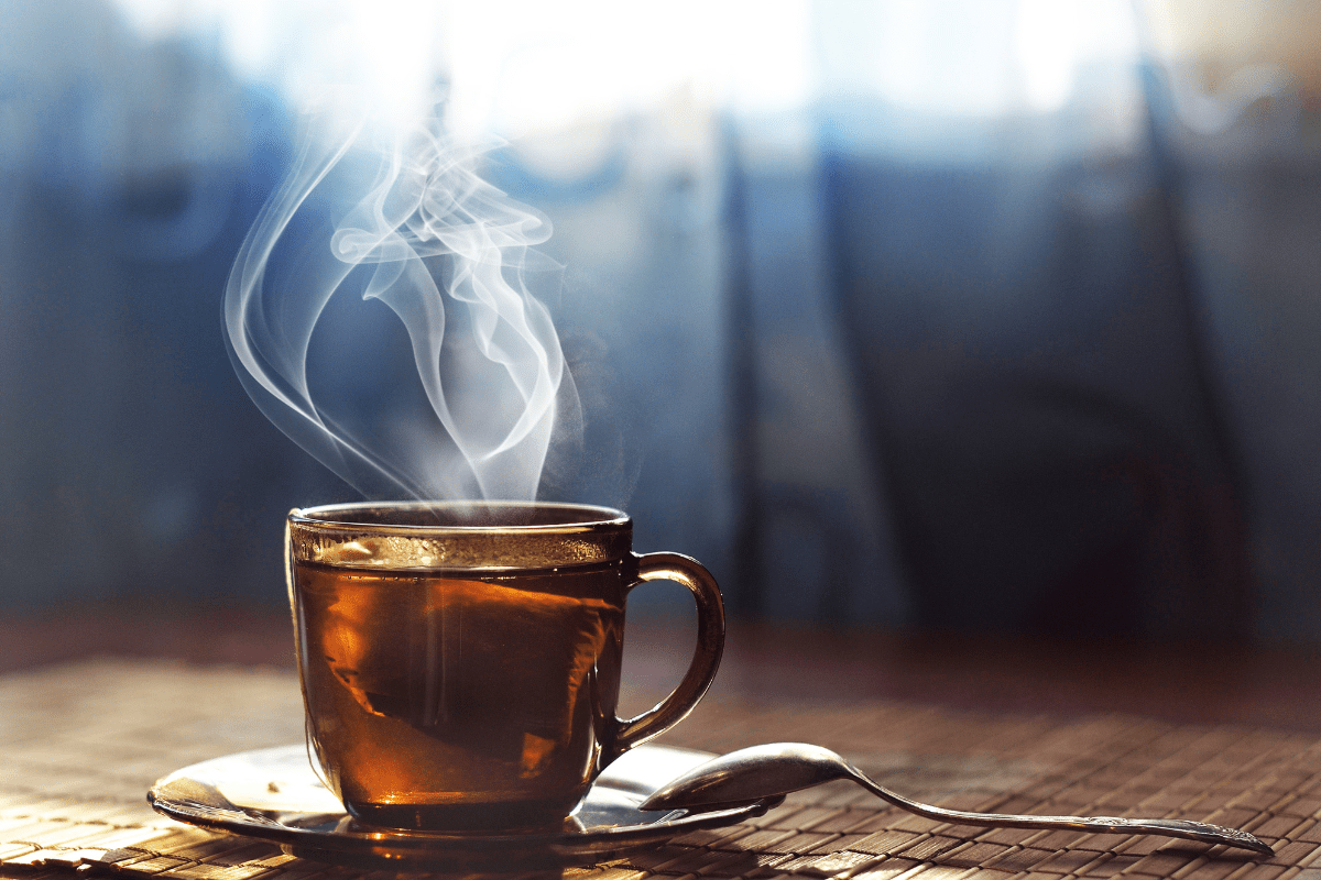 Czy można pić przeterminowaną herbatę? Obalamy mity