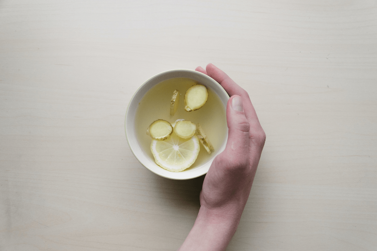 Napar z imbiru i cytryny: zdrowotny przepis na każdą porę roku